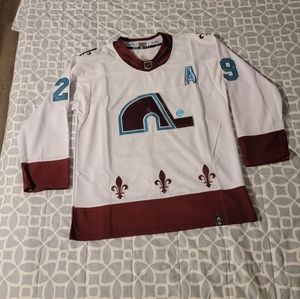 New Jersey Colorado Avalanche MacKinnon #29